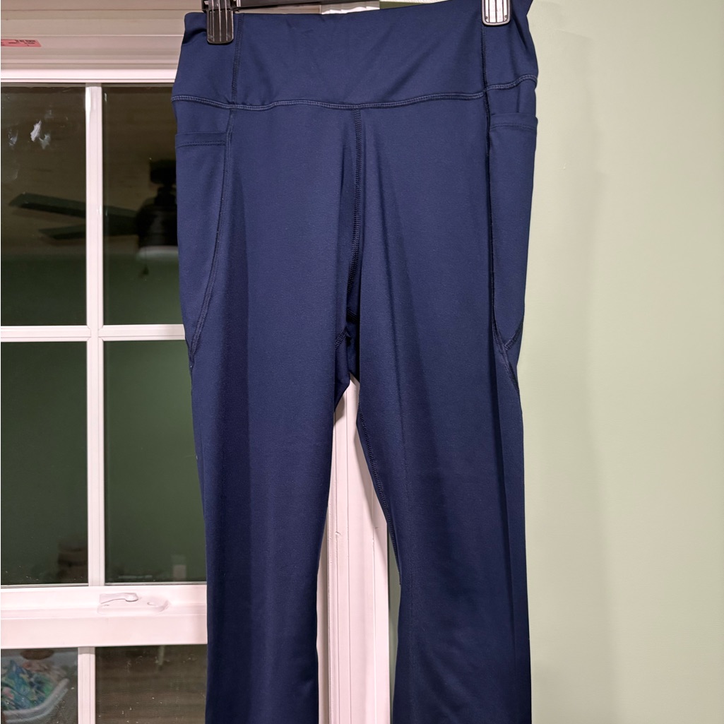 Crown  Ivy Navy Leggings